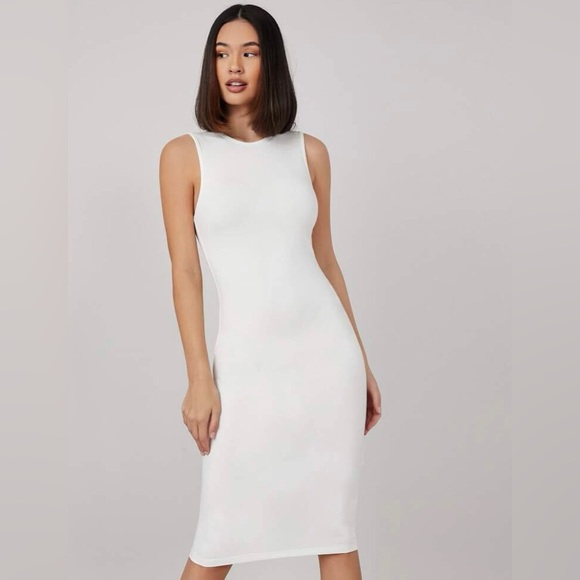 Dresses & Skirts - White midi bodycon dress
